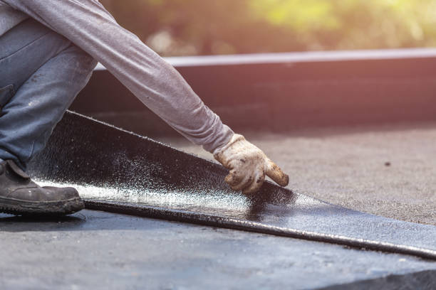 Professional Vapor Barrier Installation technician working in Brookville, NY